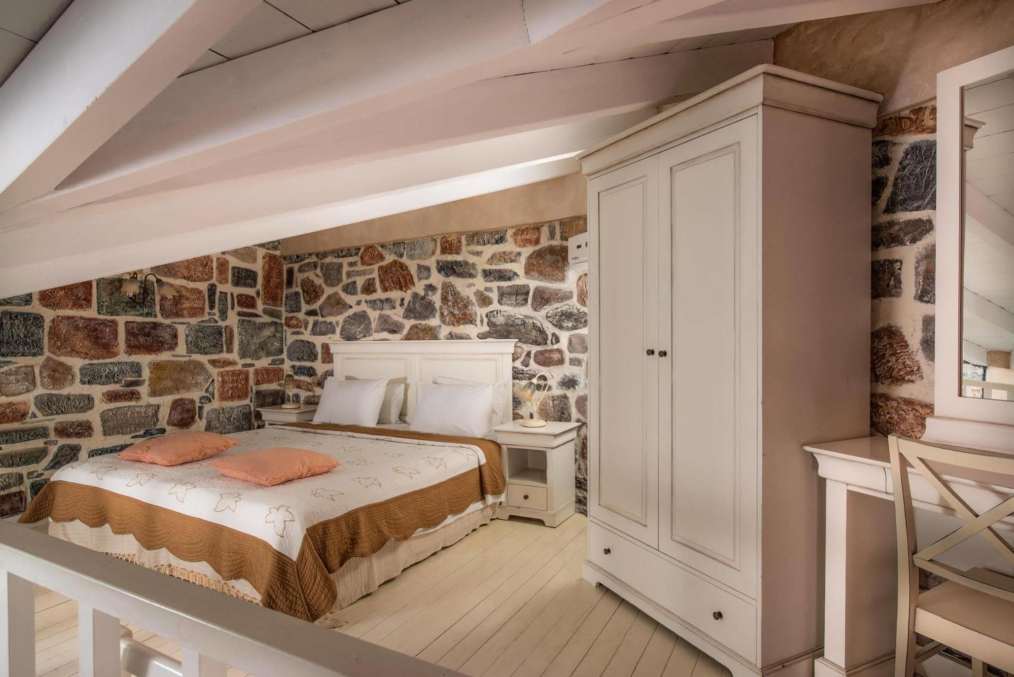 Balsamico Traditional Suites Limenas Chersonisou Exterior foto