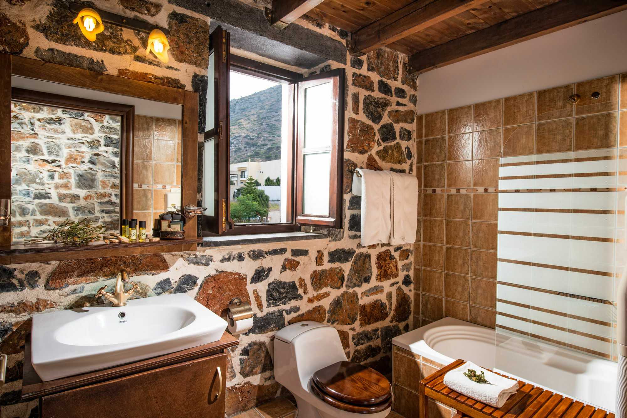 Balsamico Traditional Suites Limenas Chersonisou Exterior foto